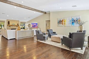 Open concept floor plan