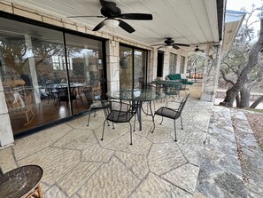 ROL Main House - Front Patio