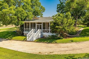 ROL Guest Houses - River House Frontview