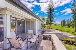 Stretch out under the sun, breathe in the tropics, and let the view from your lanai do the rest     KGV-24P2