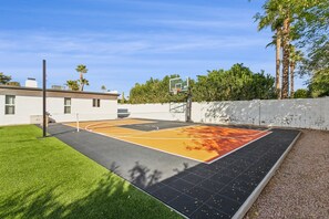 Sport court
