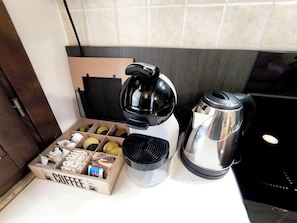 Kaffe och/eller kaffebryggare