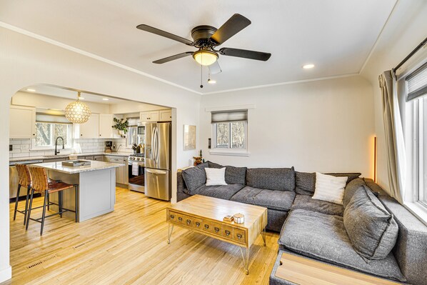 Colorado Springs Vacation Rental | 2BR | 1BA | 850 Sq Ft | Stairs Required