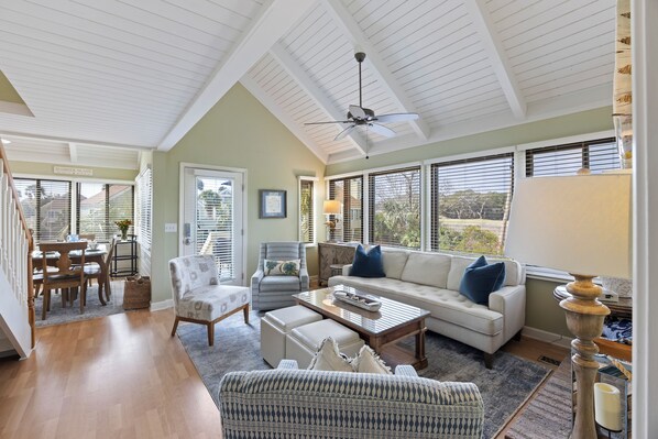 Welcome to 919 Sealoft Villas!
