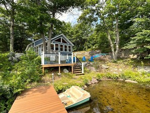 New deck with 2 lounge chairs