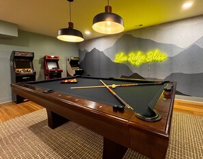 Spielezimmer