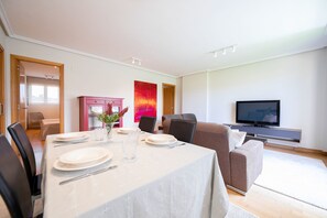 Living room,Dining area