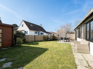 Cielo, Costruzione, Casa, Casa, Zona Residenziale, Tetto, Architettura, Lotto, Giardino, Villetta