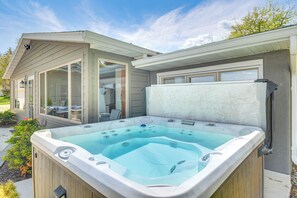 Bain à remous extérieur