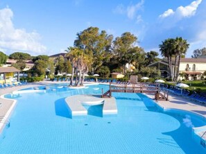 Autumn, Pool, Spring, Summer