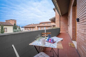 Autumn, Balcony / Terrace / Patio, Spring, Summer