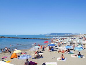 Gewässer, Strand, Küste, Küsten Und Ozeanische Forms, Meer, Ufer, Erholung, Sommer, Urlaub