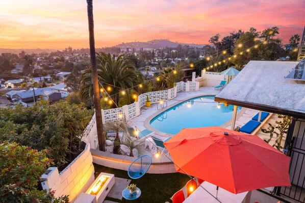 Welcome to our Hilltop Escape!