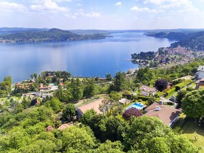 Villa Isabella - Nebbiuno, Lake Maggiore - NORTHITALY VILLAS Vacation rental