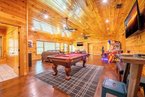 Mayes Landing's fun game room