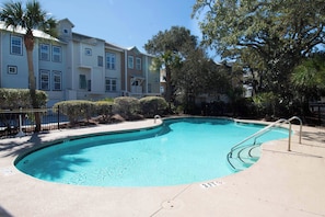 Community pool