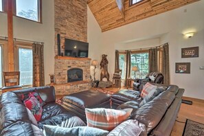 Stone fireplace is easy-to-use gas. Smart TV allows you to stream your favorites