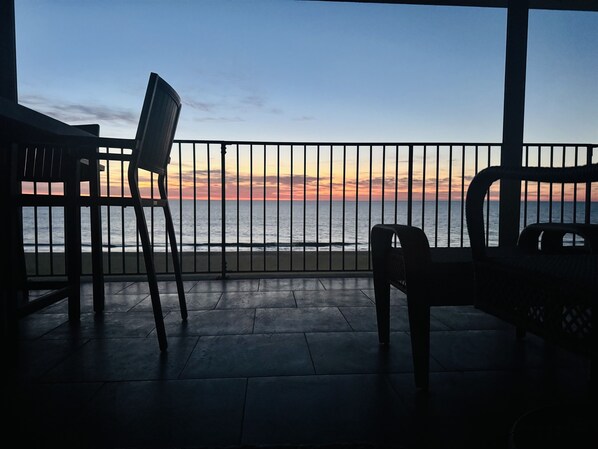 beautiful sunrises from oversized balcony