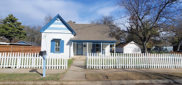 1903 Victorian home