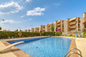 Holiday Home Swimming Pool