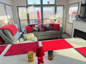 Living and dining area