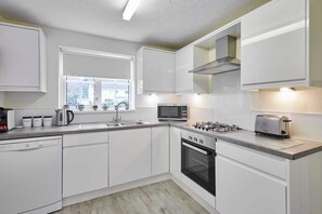 Homewood, Alnwick - Host & Stay