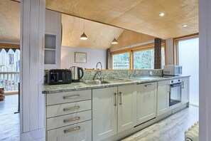 Strength, Wareham - Host & Stay