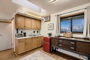Casita Kitchenette