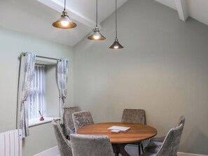 Dining Area | Tynffordd Fawr, Penrhyndeudraeth