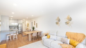 Stylish Living Area – A cozy and modern living space for a comfortable stay. #ContemporaryLiving #Madeira #Portugal #cozy