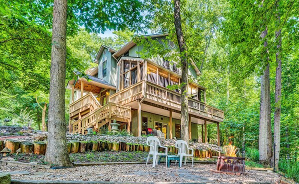 Welcome to O'Neill's Getaway, your private oasis!