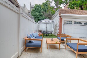 private outdoor space