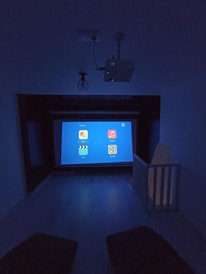 テレビ