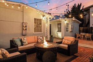 Outdoor Gas Firepit