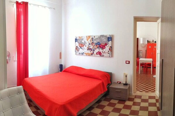 Camera da letto matrimoniale (1)
