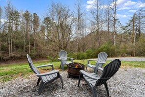 Gather around the fire with friends, roast marshmallows, and enjoy cozy mountain nights under the stars.
