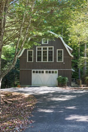 Flat driveway with room for up to 3 cars