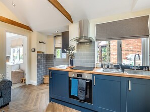 Kitchen | Rose Cottage, Banstead