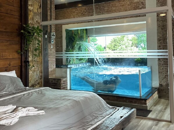 Private pool