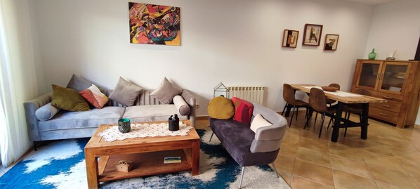 Communal lounge/ TV room,Dining area