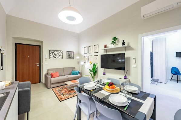 Living and dining room
