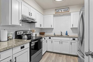 Kitchen v1