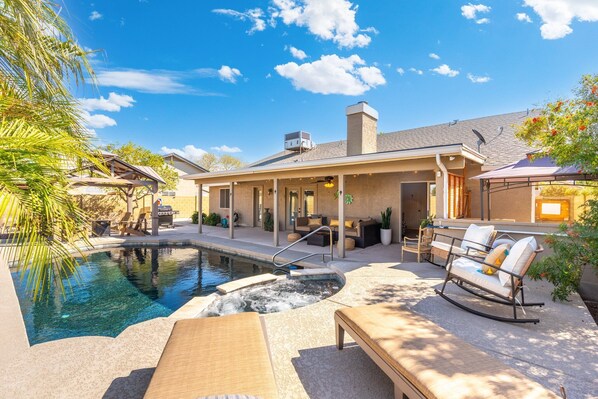 Backyard oasis!