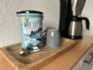 Kaffee und/oder Kaffeemaschine