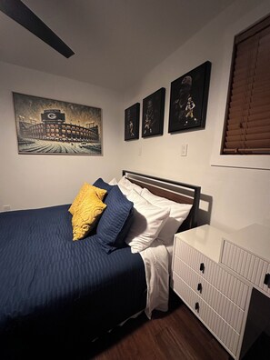 Acme Packers room