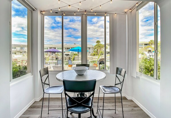 Sunroom - gorgeous views of the canal, dolphins, manatees and other wildlife!