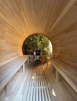 House #1: Wellness retreat with sauna and cold plunge.
