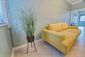 Barton Road House, Hereford - Host & Stay