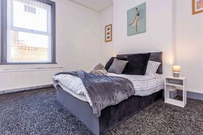 Bambro Apartment, Hendon - Host & Stay