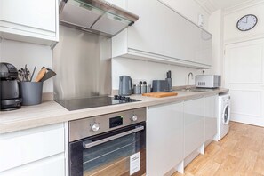Montpelier Villas, Cheltenham - Host & Stay